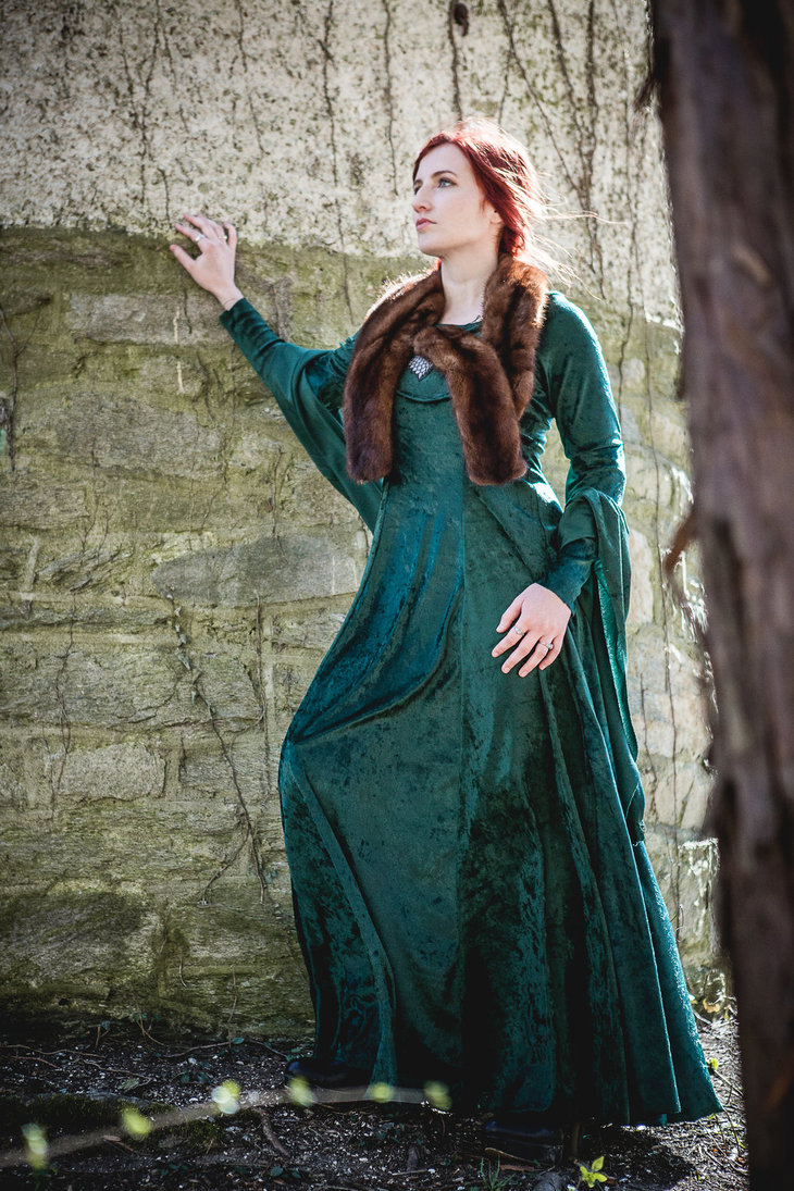 Cosplays Of Sansa Stark From Game Of Thrones